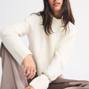 Abercrombie & Fitch cream sweater!!!